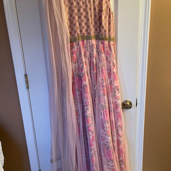 Soft pink Anarkali - Picture 3 of 6